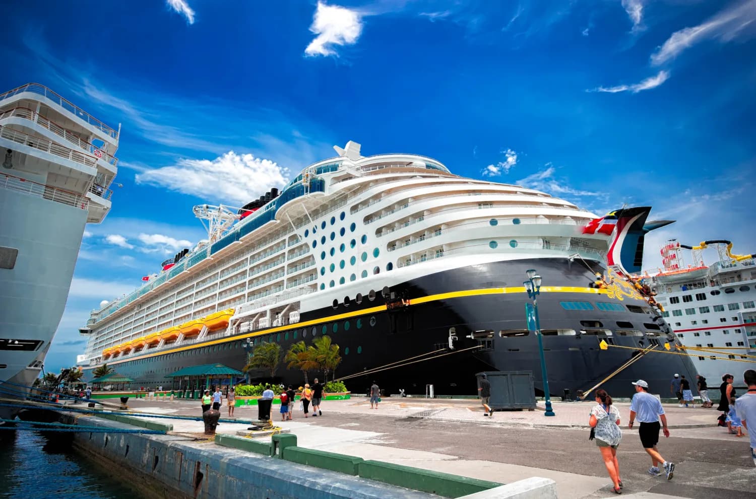 Halong Bay Signature Cruise